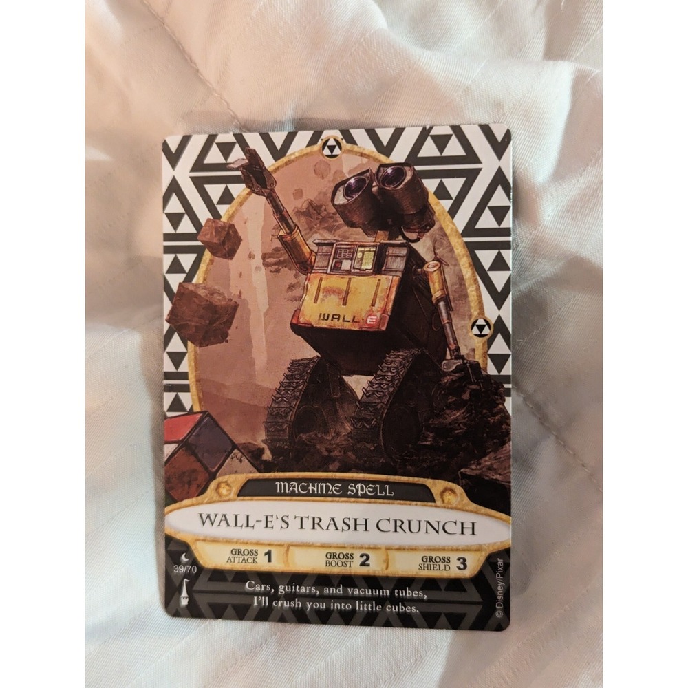 Disney Sorcerers of Magic Kingdom card 39/70 Wall-e's trash crunch Machine spell